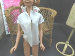 1962 - 1963 BARBIE DOLL PLAIN PINK, WHITE OR RED  BODY BLOUSE, YELLOW CLUTCH CHOICE